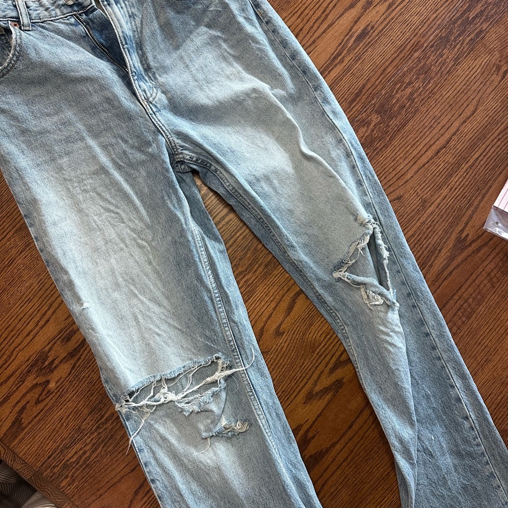 Zara Faded Blue Denim Jeans